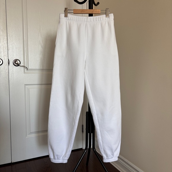 TNA Cozy Fleece Mega Sweatpant - Picture 1 of 6